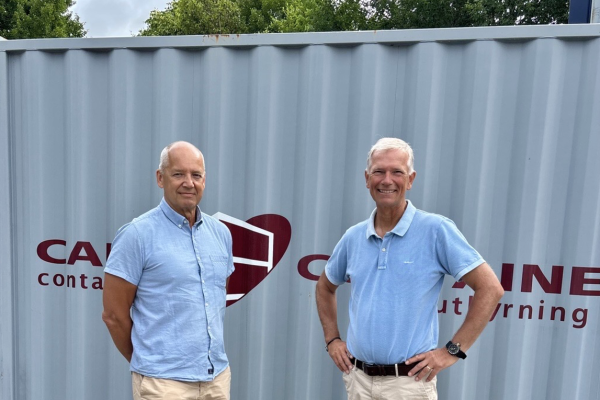 From left: Torbjörn Börling, General Manager of Containerhandel CARU AB, and Fredrik Hermansson, incoming CEO of Containerhandel CARU AB.